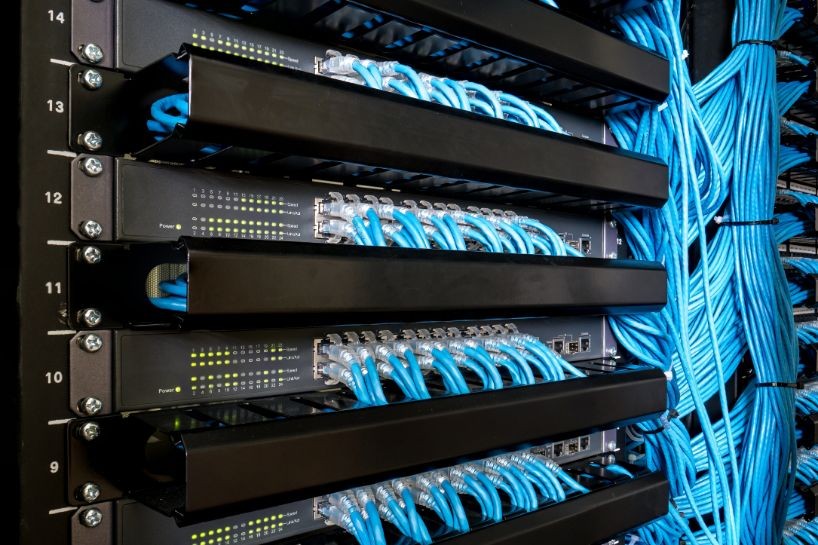 Data centers Lae services
